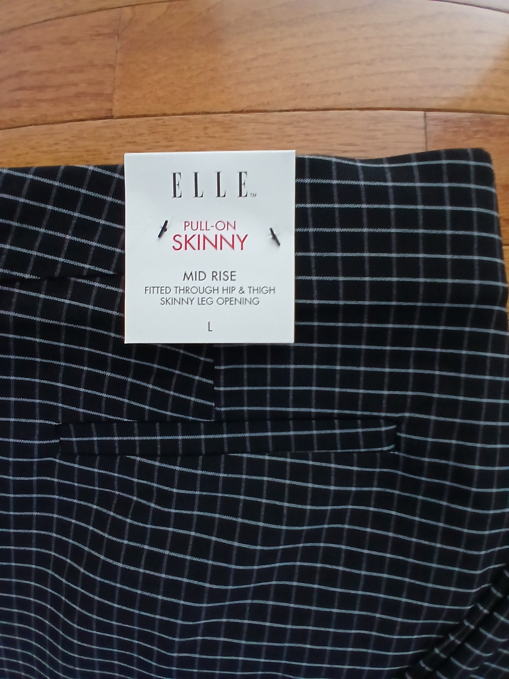 ELLE Black Windowpane Pull-On Skinny Pants